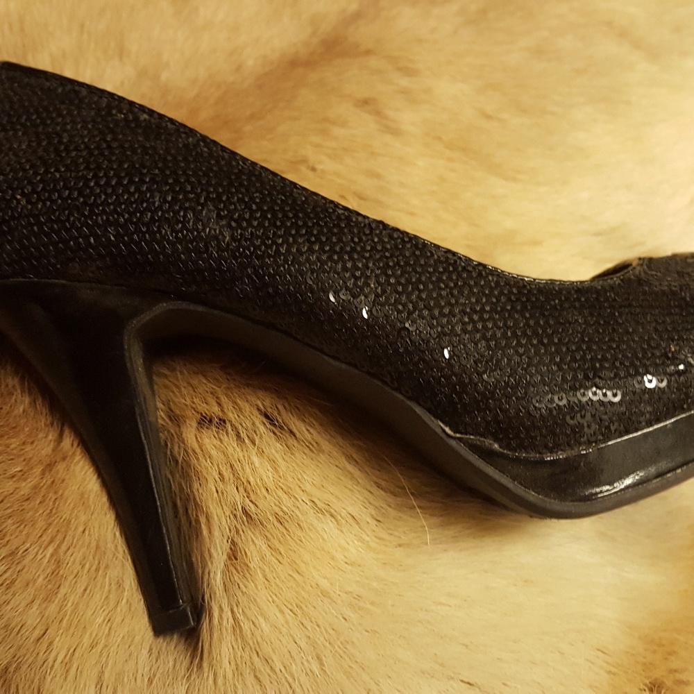 Women's shoes